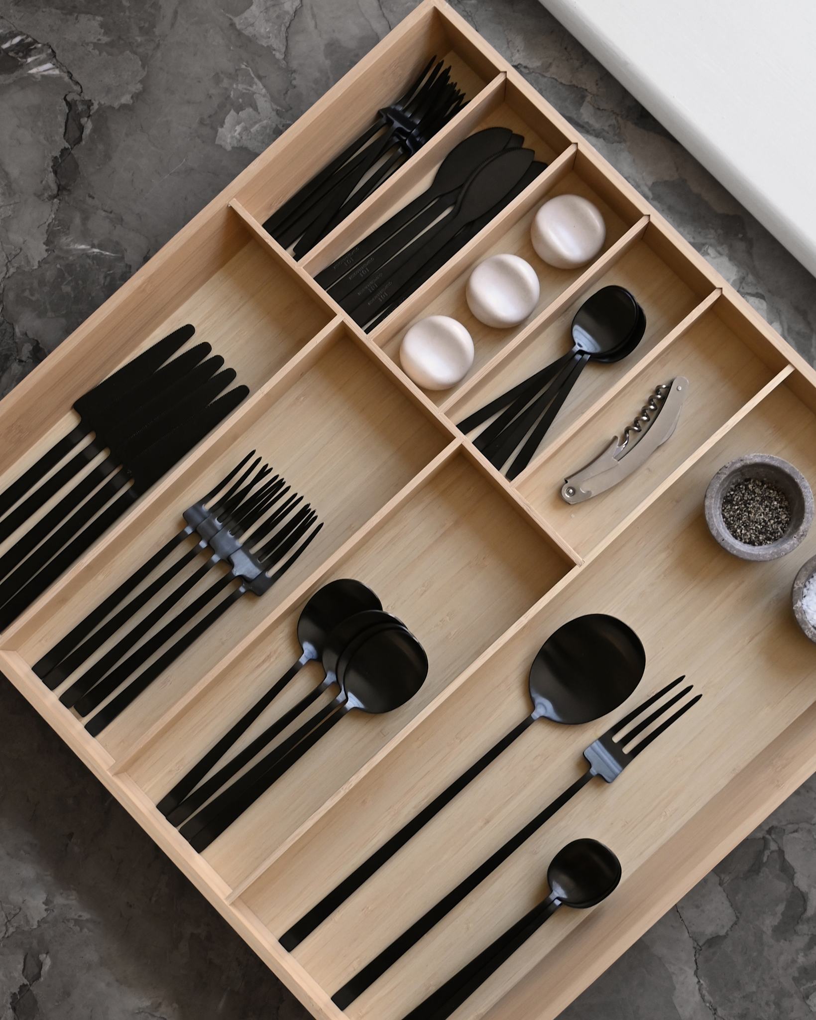 101 Copenhagen - Kogei Salad Servers - Black - Salad Servers